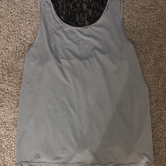 SHEIN Black and White Tank Top Sleeveless Style - Picture 1 of 3